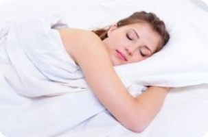 3 здоровых повода спать голышом